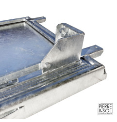 Sportello d'accesso in acciaio zincato grecato - Apertura assistita - 15 kN - HAGO