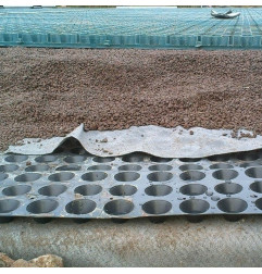 DrainoTech G20 - Drainage et rétention d'eau pour toiture verte - Matgeco