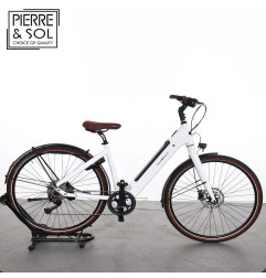 2 辆电动城市自行车 - PIERRE & SOL 2025 竞赛