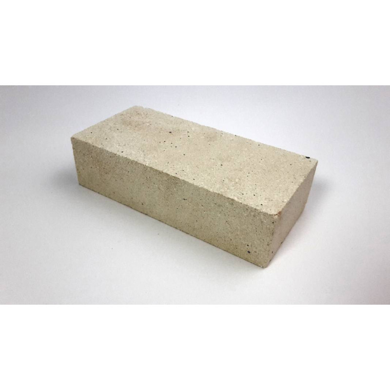 Refractory bricks