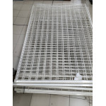 Gondola bottom grid: 140 L 135-1 Face - used - stone & soil